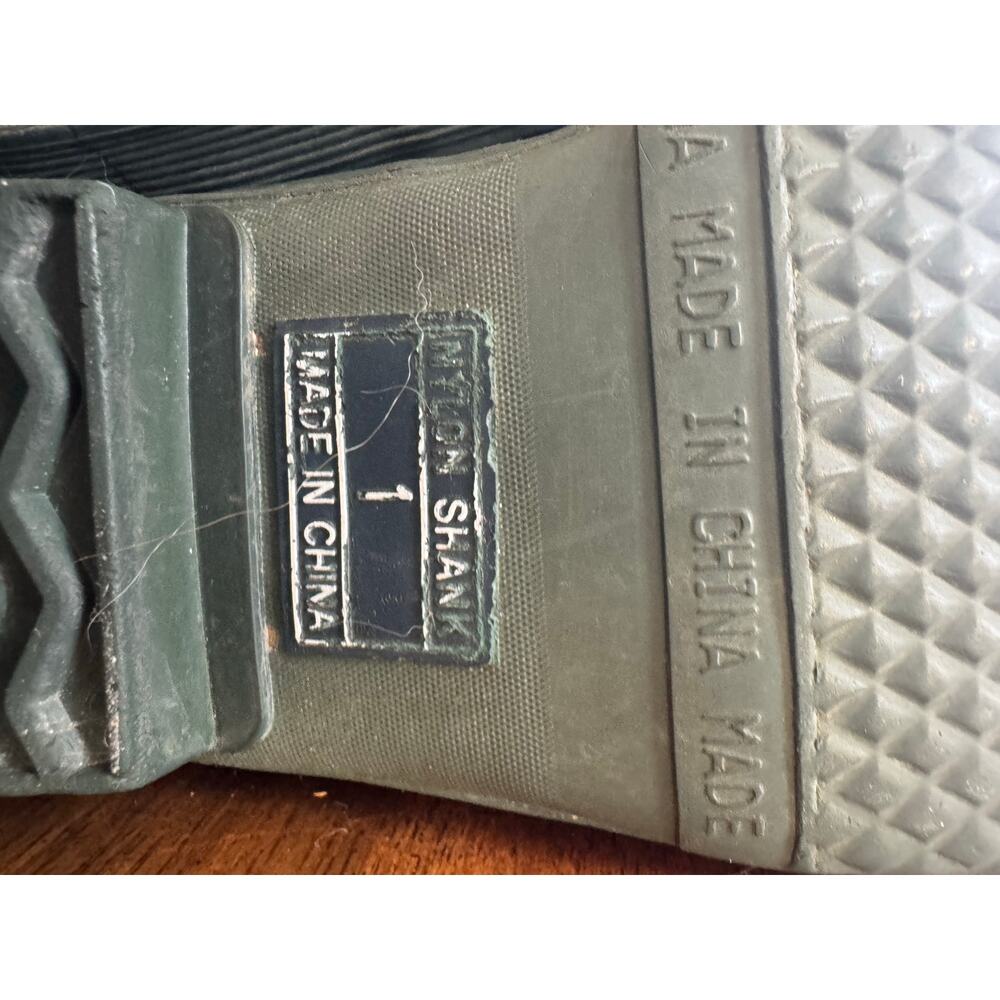 L.L. Bean Wellie Rain Boots Kids Size 1 Green Rubber Wellies - Picture 9 of 9